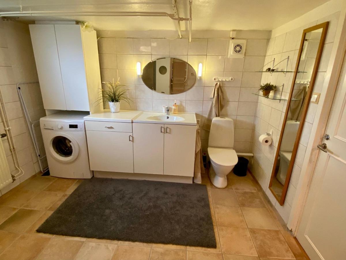 Lower Floor Of 50 Sqm In Nice Villa With Parking Stokholm Dış mekan fotoğraf